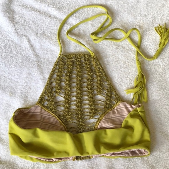 ACACIA Panama Pikake Swimwear Top in Lilikoi - Picture 2 of 3